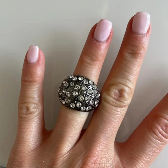 Faux Diamond Ring / FREE  with a purchase - Picture 11 of 12